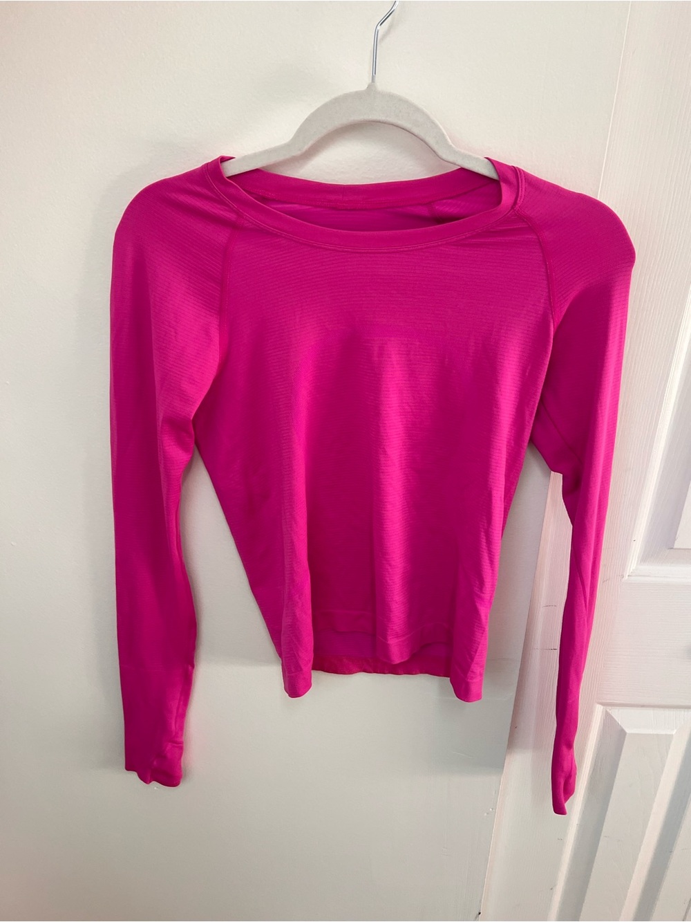 lululemon athletica Hot Pink Long Sleeve Crew Top